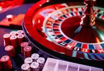 Philippine player browsing hawkplay 888 Casino games on Android smartphone